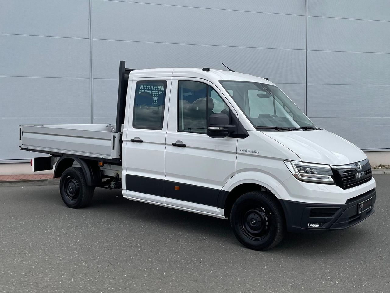 MAN TGE 3.160 Pritsche DOKA MR HECK AHK 3.5t ACC NAV - Малотоннажный бортовой грузовик, Грузопассажирский фургон: фото 2 MAN TGE 3.160 Pritsche DOKA MR HECK AHK 3.5t ACC NAV - Малотоннажный бортовой грузовик, Грузопассажирский фургон: фото 2