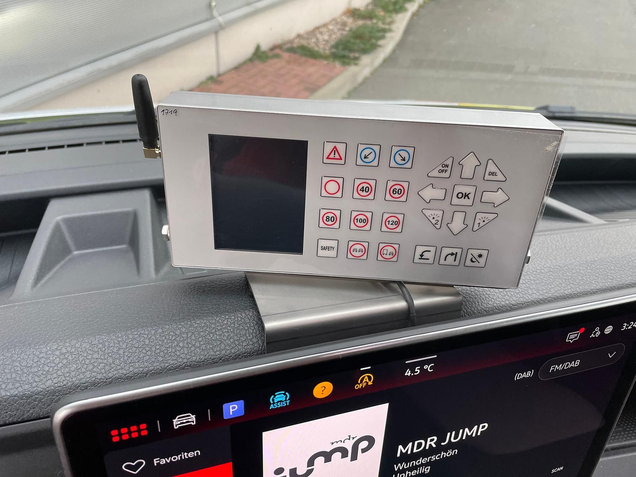 Легковой автомобиль MAN TGE 3.180 L3H2 BF4 BEGLEITFAHRZEUG STANDHZ ACC: фото 41