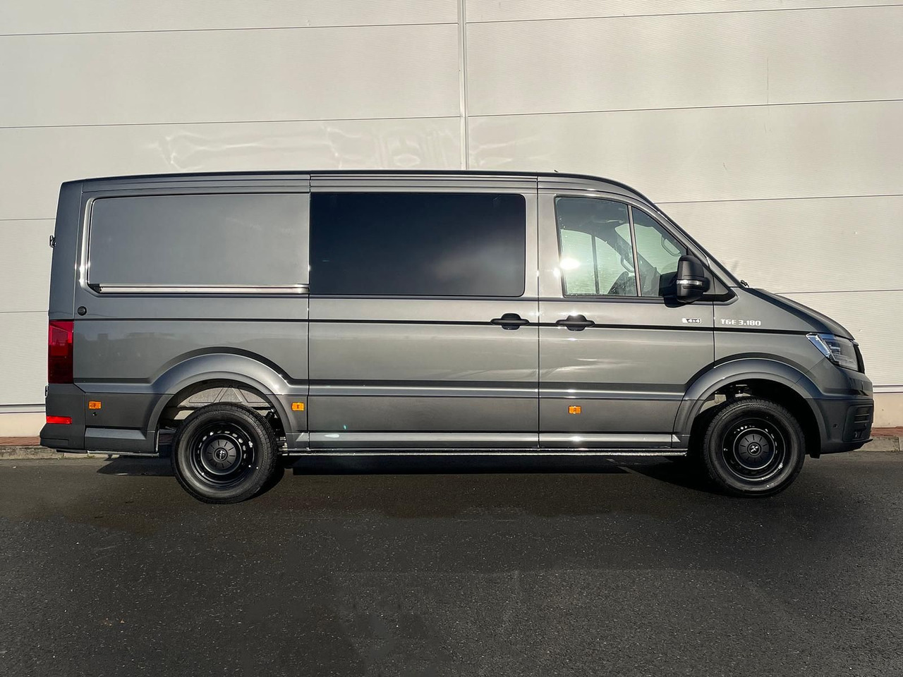 MAN TGE 3.180 L3H2 MIXTO 4x4 AUTOM ACC LED AHK DAB - Легковой автомобиль: фото 5 MAN TGE 3.180 L3H2 MIXTO 4x4 AUTOM ACC LED AHK DAB - Легковой автомобиль: фото 5