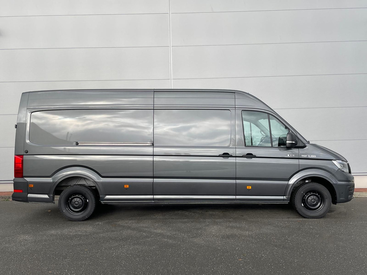 MAN TGE 3.180 L4H3 Kasten 4x4 DIFF AHK ACC STANDHZ - Цельнометаллический фургон: фото 5 MAN TGE 3.180 L4H3 Kasten 4x4 DIFF AHK ACC STANDHZ - Цельнометаллический фургон: фото 5