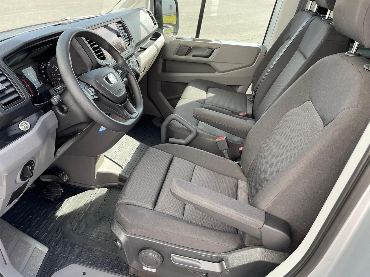 Цельнометаллический фургон, Грузопассажирский фургон MAN TGE 3.180 L4H3 MIXTO 4x4 Autom LED ACC AHK: фото 12