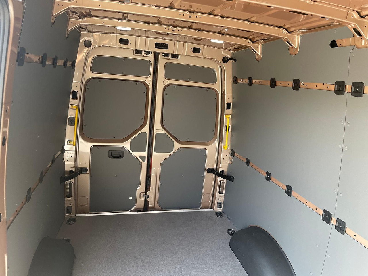 Цельнометаллический фургон MAN TGE 3.200 L3H3 Kasten 4x4 ACC LED SITZHZ KAMERA: фото 10