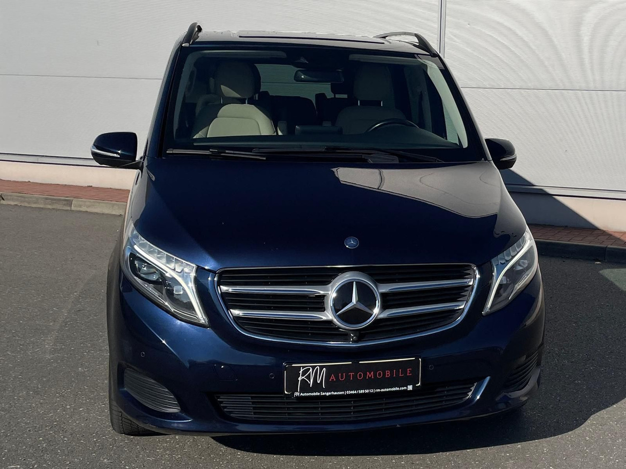 Mercedes-Benz V 250 d Avantgarde 360°KAMERA LED ALLRAD - Пассажирский фургон: фото 3 Mercedes-Benz V 250 d Avantgarde 360°KAMERA LED ALLRAD - Пассажирский фургон: фото 3