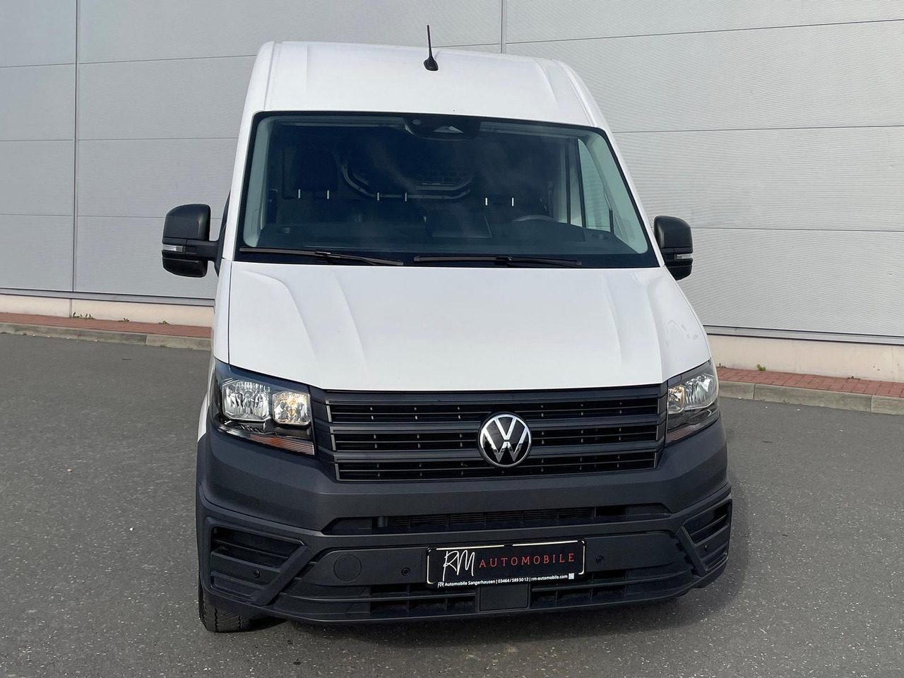 Volkswagen Crafter Kasten 35 L4H3 KAMERA KLIMA DAB - Цельнометаллический фургон: фото 3 Volkswagen Crafter Kasten 35 L4H3 KAMERA KLIMA DAB - Цельнометаллический фургон: фото 3