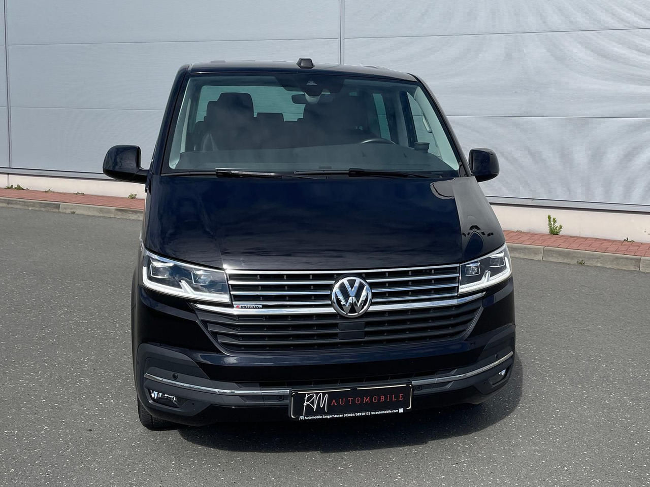 Volkswagen T6.1 Multivan Highline 4M LEDER STANDHZ SITZHZ - Микроавтобус, Пассажирский фургон: фото 3 Volkswagen T6.1 Multivan Highline 4M LEDER STANDHZ SITZHZ - Микроавтобус, Пассажирский фургон: фото 3