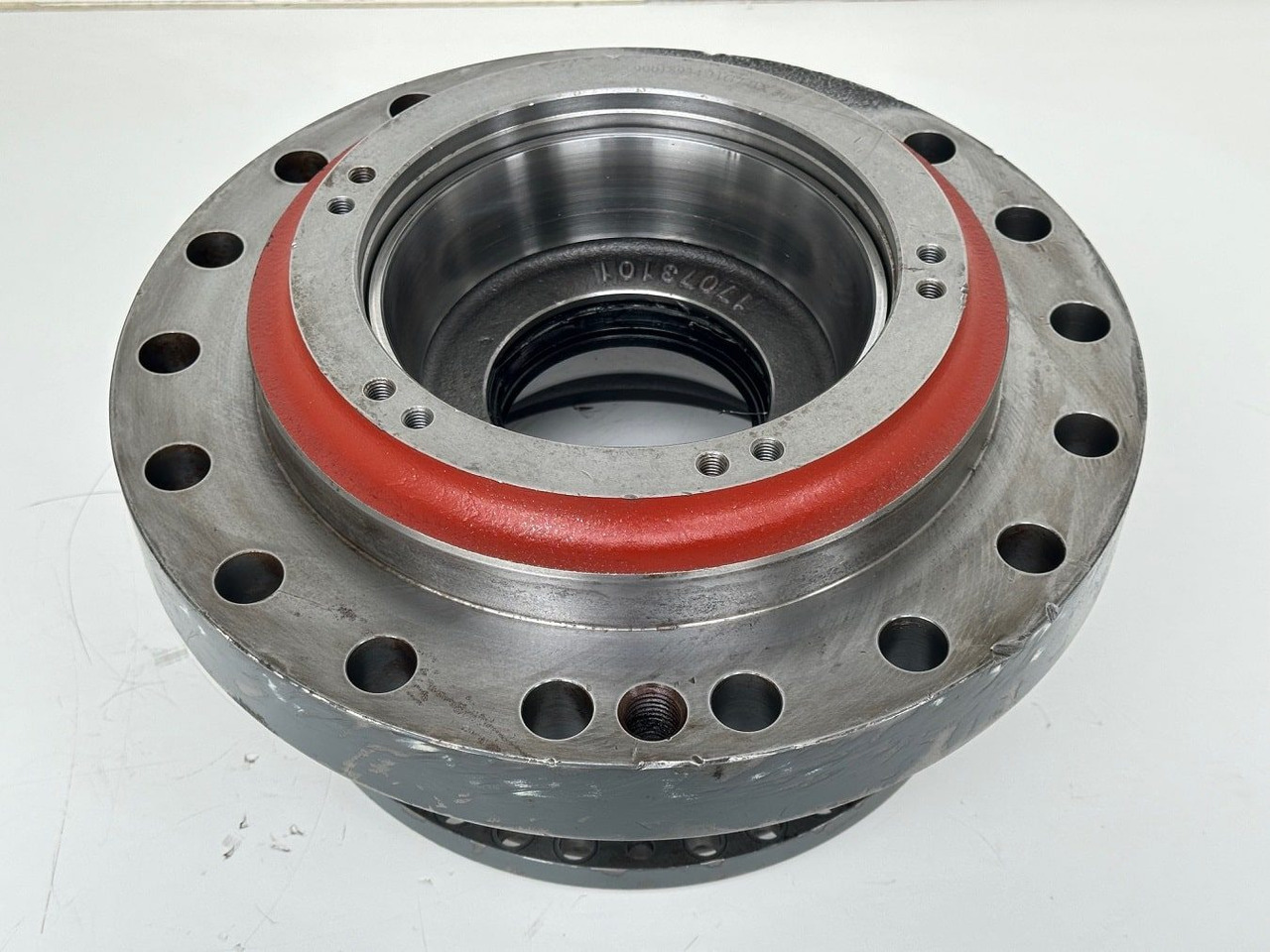 Liebherr Abtriebswellengehäuse ID-Nr.90018934. A924 HL, A924, LH30 C, LH30 M, LH35 M, LH35 MT, R922. #ABTR.GEH.0767#0764# - Поворотный редуктор для Строительной техники: фото 5 Liebherr Abtriebswellengehäuse ID-Nr.90018934. A924 HL, A924, LH30 C, LH30 M, LH35 M, LH35 MT, R922. #ABTR.GEH.0767#0764# - Поворотный редуктор для Строительной техники: фото 5