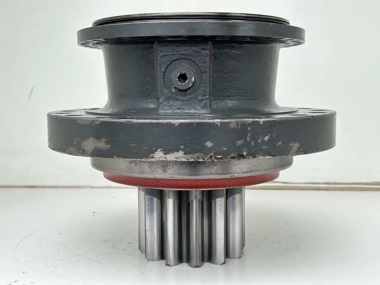 Liebherr Abtriebswellengehäuse ID-Nr.90018934 mit Abtriebswelle ID-Nr.90204999. SAT275/260 - SAT275/261 - SAT275/266 - SAT275/289. #0785#03478# - Трансмиссия для Строительной техники: фото 1 Liebherr Abtriebswellengehäuse ID-Nr.90018934 mit Abtriebswelle ID-Nr.90204999. SAT275/260 - SAT275/261 - SAT275/266 - SAT275/289. #0785#03478# - Трансмиссия для Строительной техники: фото 1