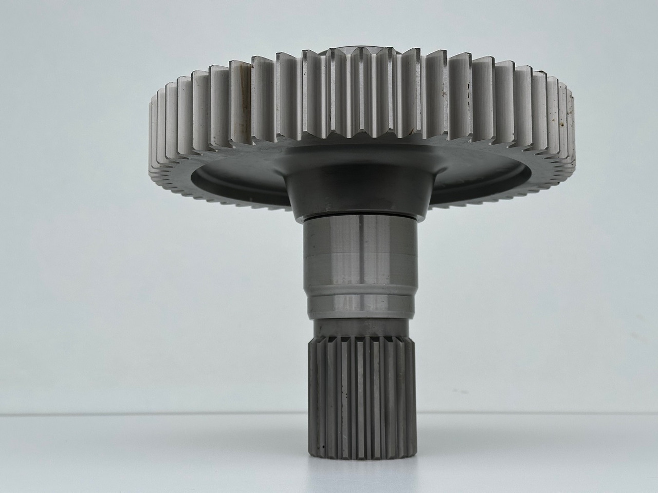 Liebherr Antriebswelle ID-Nr.10141123. Pumpenverteilergetriebe Typ:PVG 450 C 476. Typ:R9100-1132, R9100-1652, R9100B-1132. #10141123.10.03# - Трансмиссия для Строительной техники: фото 4 Liebherr Antriebswelle ID-Nr.10141123. Pumpenverteilergetriebe Typ:PVG 450 C 476. Typ:R9100-1132, R9100-1652, R9100B-1132. #10141123.10.03# - Трансмиссия для Строительной техники: фото 4