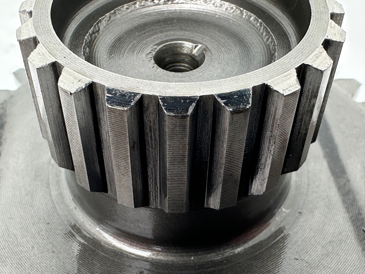 Liebherr - Bonfiglioli Sonnenrad mit ID-Nr.10355344. LTM 1045-3-1-, LTM 1055-1, LTM 1055-3-1-, LTM 1055-3-2-, LTM1070-4-1-, LTM1070-4-2-. #10355344.6088598# - Трансмиссия для Строительной техники: фото 5 Liebherr - Bonfiglioli Sonnenrad mit ID-Nr.10355344. LTM 1045-3-1-, LTM 1055-1, LTM 1055-3-1-, LTM 1055-3-2-, LTM1070-4-1-, LTM1070-4-2-. #10355344.6088598# - Трансмиссия для Строительной техники: фото 5