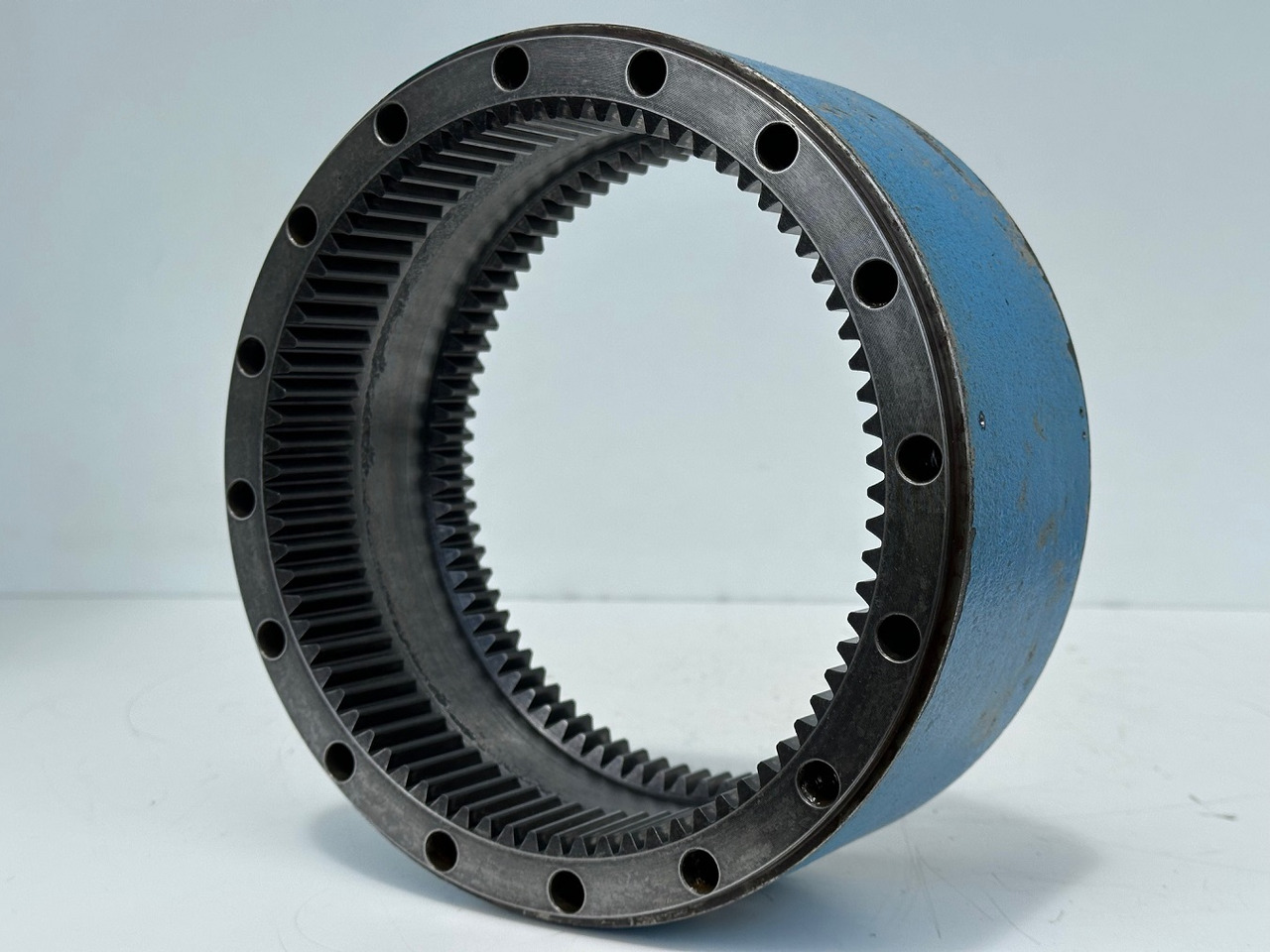 Liebherr - Bonfiglioli Zahnkranz mit ID-Nr.10342796. LTC-1055, LTC-1055-3-1, LTM 1045-3-1-, LTM 1050-3-1, LTM 1055-1, LTM 1055-3-1-, LTM 1055-3-2-, LTM1070-4-1-, LTM1070-4-2-. #10342796.6088598# - Поворотный редуктор для Мобильных кранов: фото 4 Liebherr - Bonfiglioli Zahnkranz mit ID-Nr.10342796. LTC-1055, LTC-1055-3-1, LTM 1045-3-1-, LTM 1050-3-1, LTM 1055-1, LTM 1055-3-1-, LTM 1055-3-2-, LTM1070-4-1-, LTM1070-4-2-. #10342796.6088598# - Поворотный редуктор для Мобильных кранов: фото 4