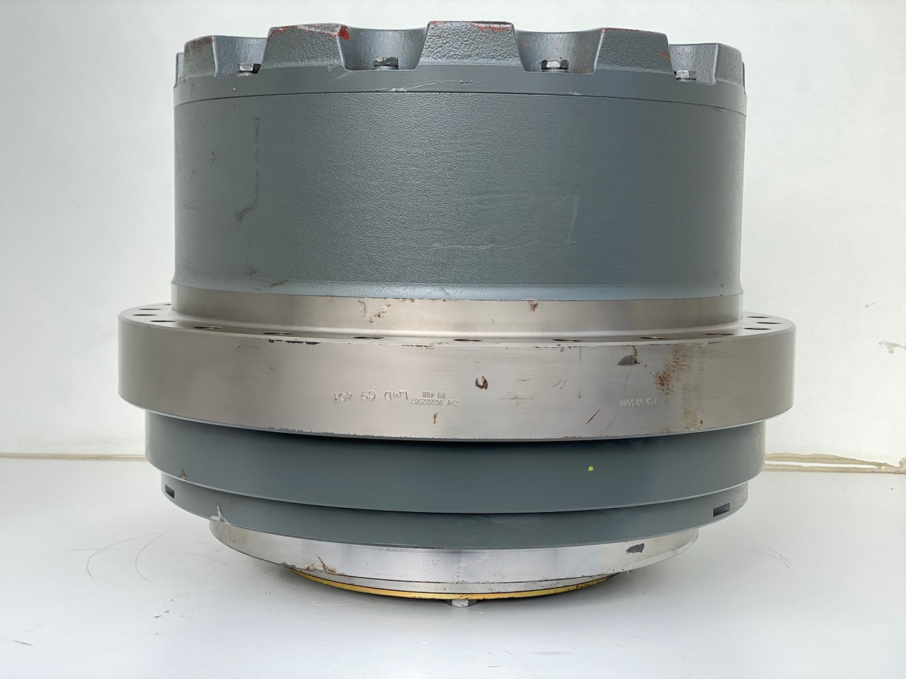 Liebherr Fahrantrieb FAT450P123, ID-Nr.90202516 - ID-Nr.90202517. LOS954, R940, R946, R950, R954, R956. #159-04# - Бортовой редуктор для Гусеничных экскаваторов: фото 2 Liebherr Fahrantrieb FAT450P123, ID-Nr.90202516 - ID-Nr.90202517. LOS954, R940, R946, R950, R954, R956. #159-04# - Бортовой редуктор для Гусеничных экскаваторов: фото 2