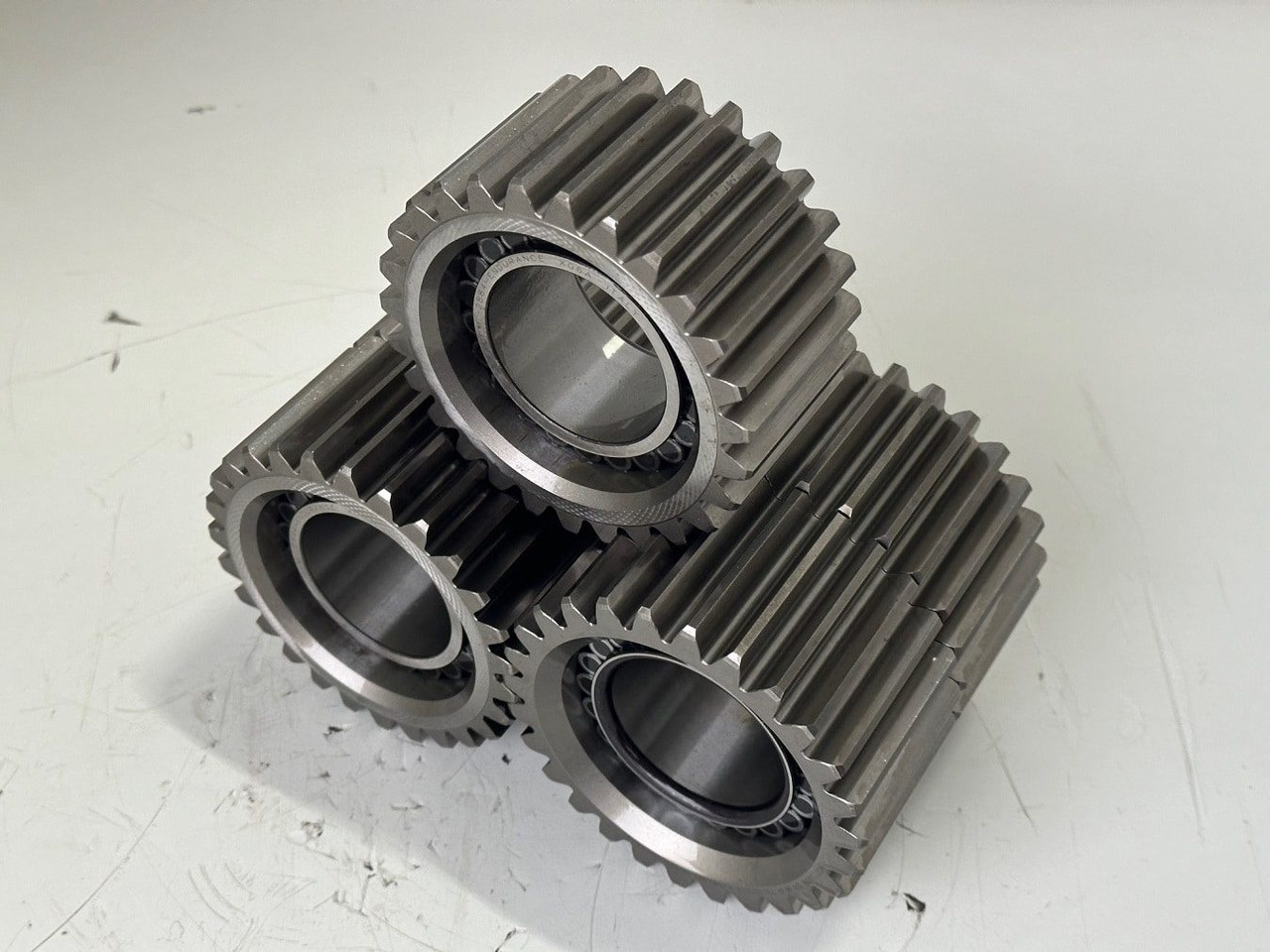 Liebherr Planetenrad ID-Nr.90205840. FAT350P126 - FAT350P138. R920 - R922 - R924 - R925 - R926 - R930 T. #90205840.04.11# - Бортовой редуктор для Строительной техники: фото 3 Liebherr Planetenrad ID-Nr.90205840. FAT350P126 - FAT350P138. R920 - R922 - R924 - R925 - R926 - R930 T. #90205840.04.11# - Бортовой редуктор для Строительной техники: фото 3