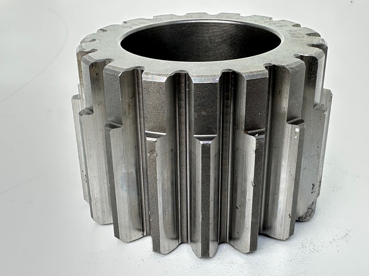 Liebherr Sonnenrad ID-Nr.9442842 - ID-Nr.944284203. FAT350. LH22,R313,R317,R900,ER912,LOS914,LOS924,LOS924 COMP,LOS924 SPUR,R321,R902,R904,R912,R914,R912,R924,R924 COMP. #944284203.09.10# - Трансмиссия для Экскаваторов: фото 1 Liebherr Sonnenrad ID-Nr.9442842 - ID-Nr.944284203. FAT350. LH22,R313,R317,R900,ER912,LOS914,LOS924,LOS924 COMP,LOS924 SPUR,R321,R902,R904,R912,R914,R912,R924,R924 COMP. #944284203.09.10# - Трансмиссия для Экскаваторов: фото 1