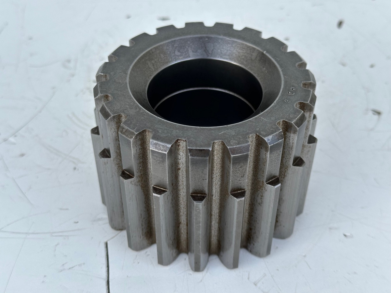 Liebherr Sonnenrad ID-Nr.9444422 - ID-Nr.90201991. FAT500P005,FAT500P082,FAT500P098,FAT500P124,FAT500P128,FAT500P131. LH80,LH110,R954,E954,LO2954,LOS956,R950,R956,R930,R964,R966. #944442203.01# - Трансмиссия для Строительной техники: фото 1 Liebherr Sonnenrad ID-Nr.9444422 - ID-Nr.90201991. FAT500P005,FAT500P082,FAT500P098,FAT500P124,FAT500P128,FAT500P131. LH80,LH110,R954,E954,LO2954,LOS956,R950,R956,R930,R964,R966. #944442203.01# - Трансмиссия для Строительной техники: фото 1