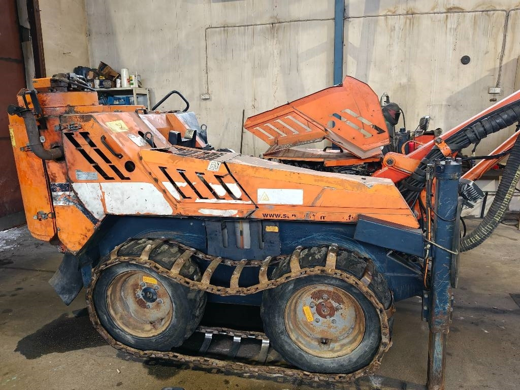 Tamrock COMMANDO 120RF  - Буровая машина: фото 1 Tamrock COMMANDO 120RF  - Буровая машина: фото 1