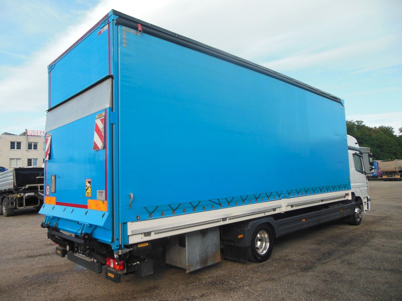 Mercedes-Benz 1223 ATEGO, GARANTI 12/2027, TOP, WIE NEUE!!! - Тентованный грузовик: фото 3 Mercedes-Benz 1223 ATEGO, GARANTI 12/2027, TOP, WIE NEUE!!! - Тентованный грузовик: фото 3