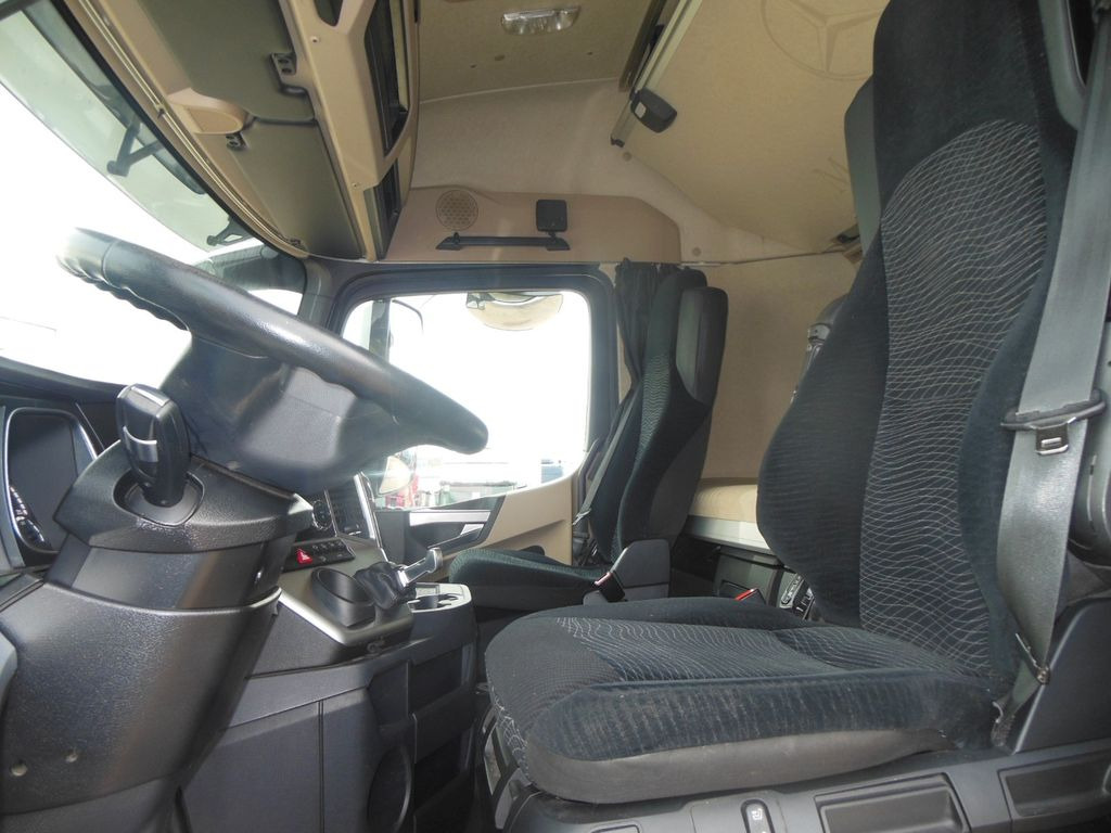 Тентованный грузовик Mercedes-Benz ACTROS 2546, 24 PALETTEN, LBW, ALU FELGEN, TOP!! Mercedes-Benz ACTROS 2546, 24 PALETTEN, LBW, ALU FELGEN, TOP!!: фото 23