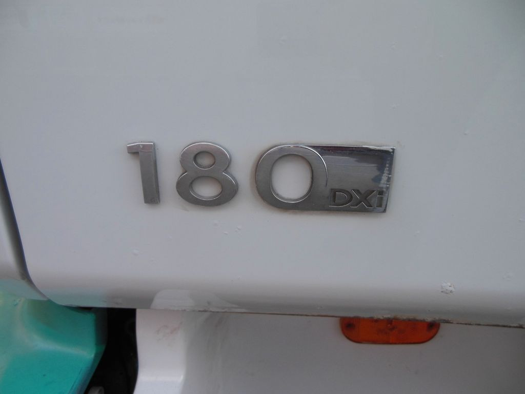 Renault MIDLUM DXI 180.08 Renault MIDLUM DXI 180.08 - Малотоннажный бортовой грузовик: фото 5 Renault MIDLUM DXI 180.08 Renault MIDLUM DXI 180.08 - Малотоннажный бортовой грузовик: фото 5