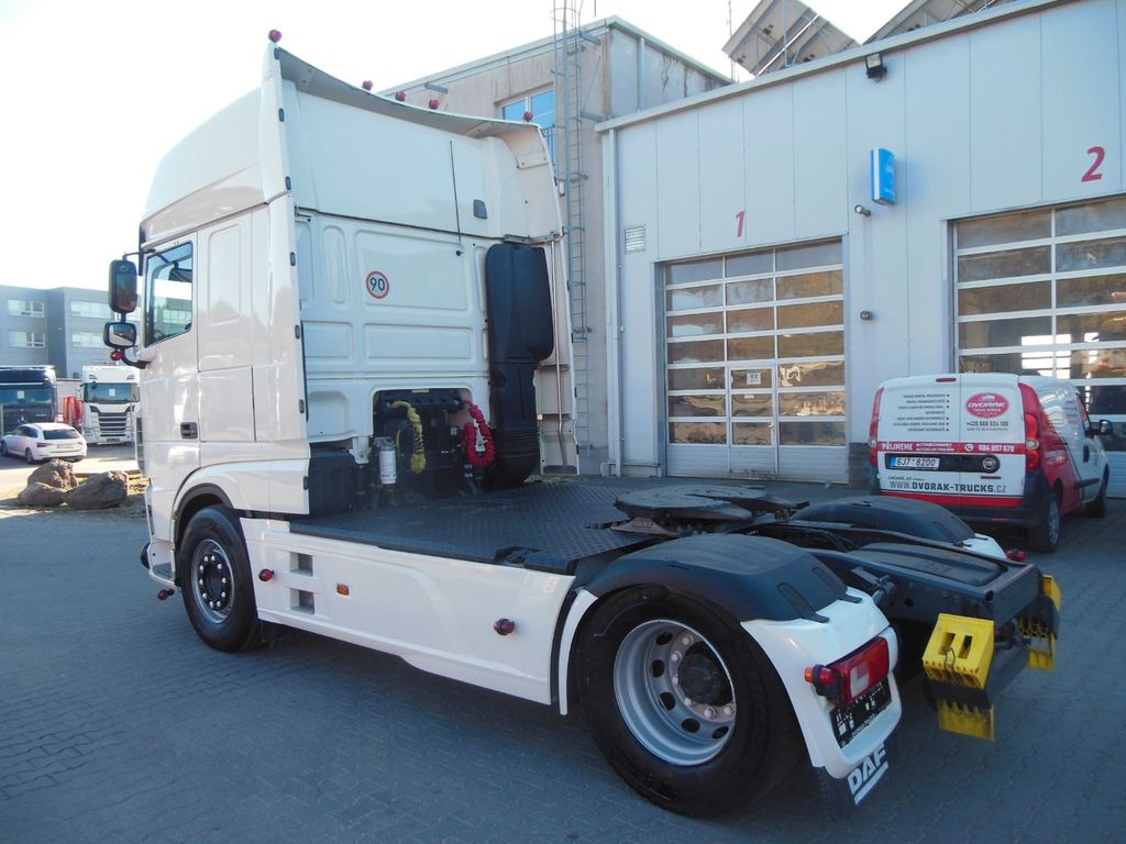 DAF XF106.480 SSC, LIMITED EDITION, STANDKLIMA, TOP! DAF XF106.480 SSC, LIMITED EDITION, STANDKLIMA, TOP! - Тягач: фото 4 DAF XF106.480 SSC, LIMITED EDITION, STANDKLIMA, TOP! DAF XF106.480 SSC, LIMITED EDITION, STANDKLIMA, TOP! - Тягач: фото 4