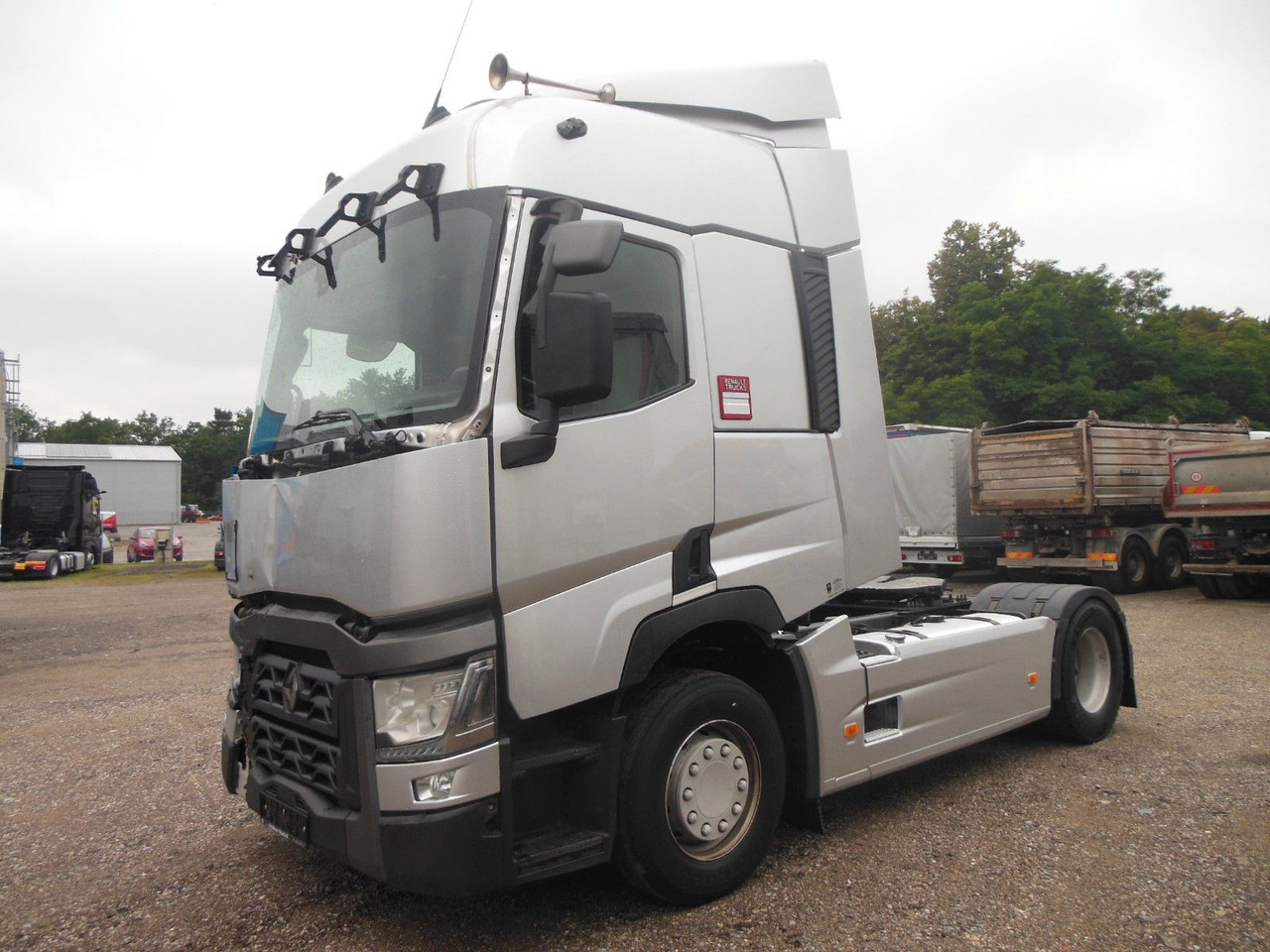 Renault T 440, STANDART, LEICHTER UNAFALL - Тягач: фото 1 Renault T 440, STANDART, LEICHTER UNAFALL - Тягач: фото 1