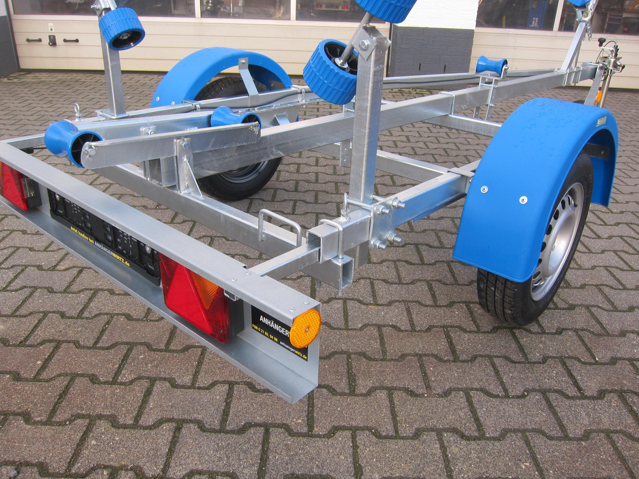 Bootsanhänger Boattrailer Neptun NAVY N7-17 Trailer 750kg mit Winde Winter Online Aktion - Лодочный прицеп: фото 3 Bootsanhänger Boattrailer Neptun NAVY N7-17 Trailer 750kg mit Winde Winter Online Aktion - Лодочный прицеп: фото 3