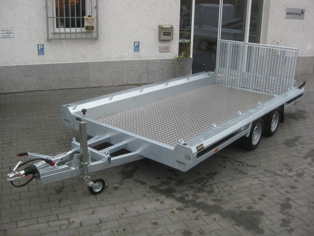 HULCO TERRAX Aluboden 394x180x27cm Heckrampe 150cm (XL) 3500kg - Прицеп для спецтехники: фото 3 HULCO TERRAX Aluboden 394x180x27cm Heckrampe 150cm (XL) 3500kg - Прицеп для спецтехники: фото 3
