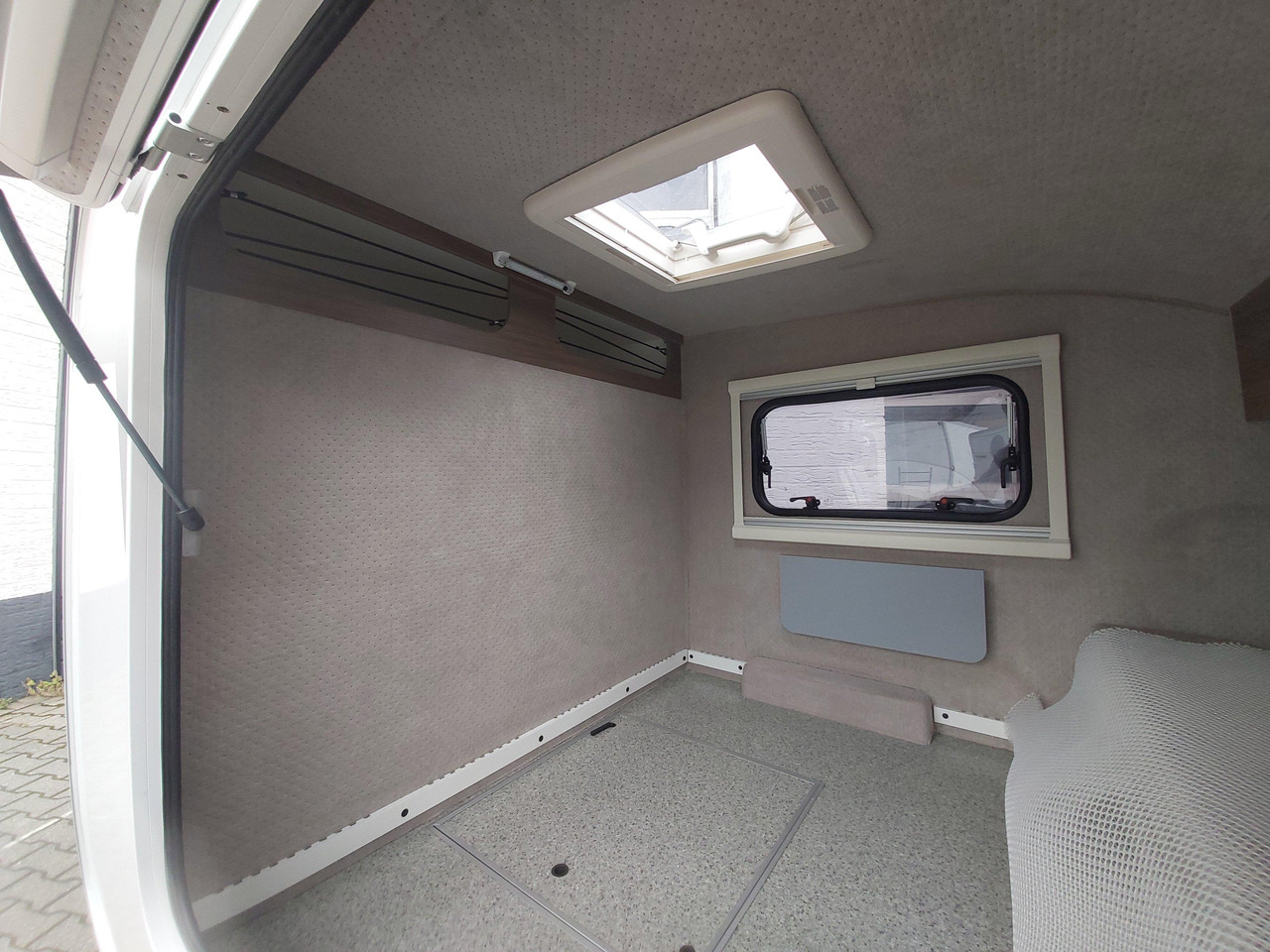 Прицеп дача Mini Camper Mini Tommy TMC25 Basic 252x140x121cm 100 km/H 750kg ungebremst Januar AKTION: фото 7