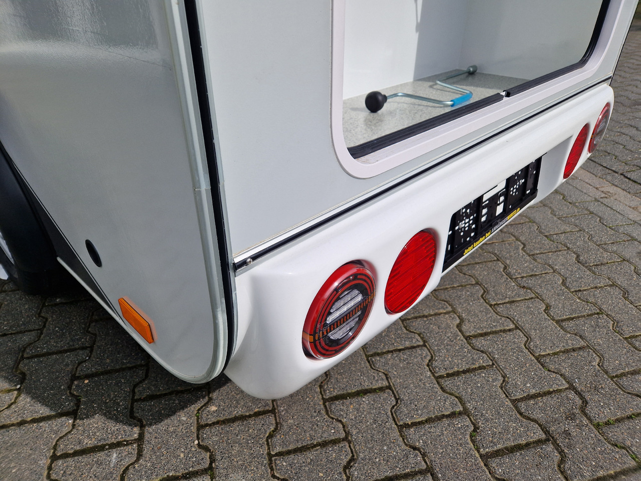 Прицеп дача Mini Camper Mini Tommy TMC25 Basic 252x140x121cm 100 km/H 750kg ungebremst Januar AKTION: фото 19