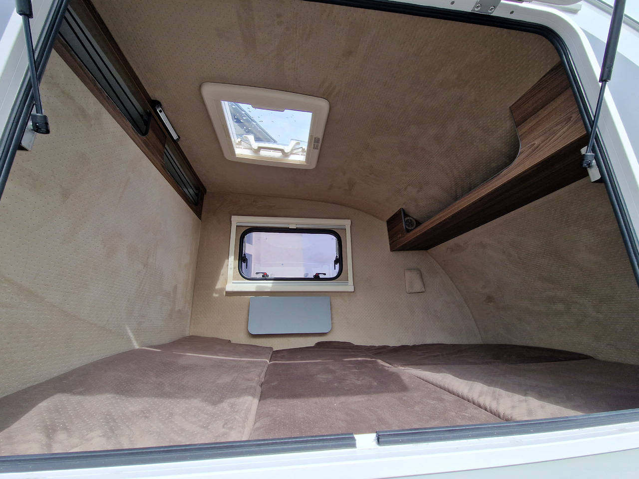 Прицеп дача Mini Camper Mini Tommy TMC25 Basic 252x140x121cm 100 km/H 750kg ungebremst Januar AKTION: фото 24