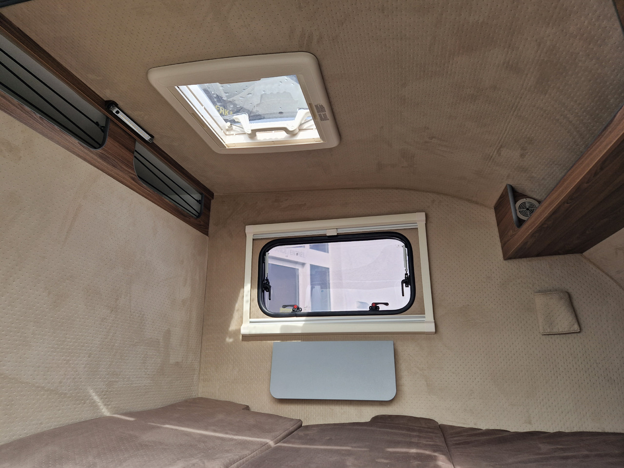 Прицеп дача Mini Camper Mini Tommy TMC25 Basic 252x140x121cm 100 km/H 750kg ungebremst Januar AKTION: фото 25
