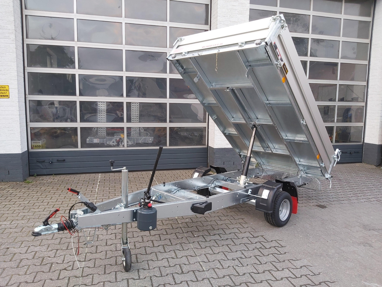 Pongratz Kipper RK 2600/15 G-AL 260x151x36cm Stahlboden Pendelklappe 10" 1500kg Aktion - Самосвальный прицеп: фото 1 Pongratz Kipper RK 2600/15 G-AL 260x151x36cm Stahlboden Pendelklappe 10" 1500kg Aktion - Самосвальный прицеп: фото 1