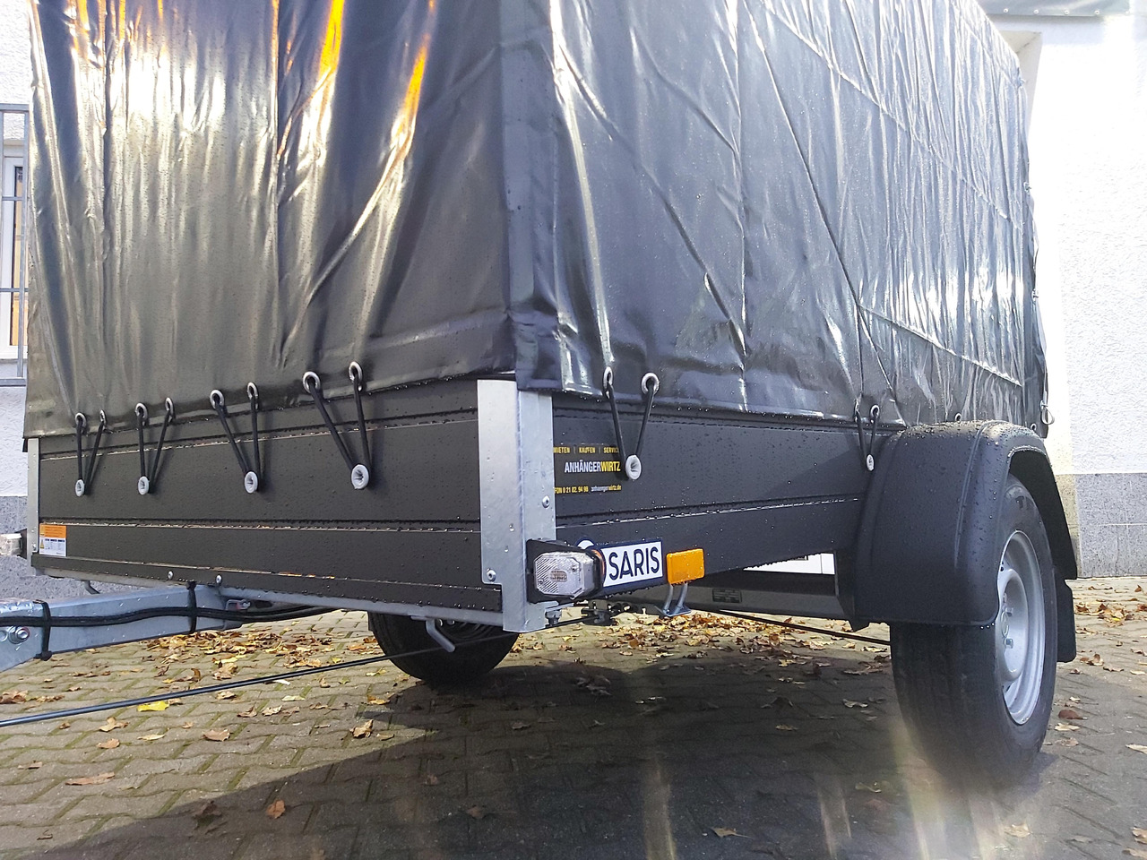 Saris Anhänger DV135 McAlu Pro MP 255x133x150cm Hochplane black (S)1350kg black deal Januar Aktio - Прицеп для легкового автомобиля: фото 2 Saris Anhänger DV135 McAlu Pro MP 255x133x150cm Hochplane black (S)1350kg black deal Januar Aktio - Прицеп для легкового автомобиля: фото 2