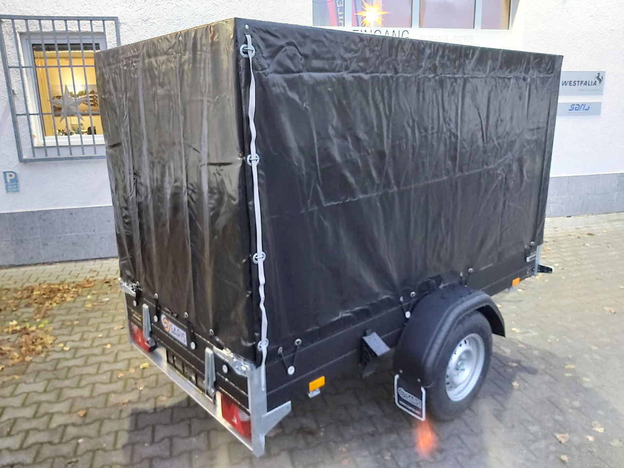 Saris Anhänger DV135 McAlu Pro MP 255x133x150cm Hochplane black (S)1350kg black deal Januar Aktio - Прицеп для легкового автомобиля: фото 4 Saris Anhänger DV135 McAlu Pro MP 255x133x150cm Hochplane black (S)1350kg black deal Januar Aktio - Прицеп для легкового автомобиля: фото 4