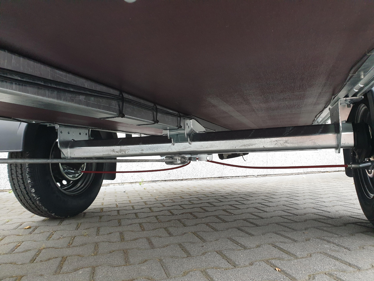 Saris BMG 135 Classic Wood 255x133x45cm (S) 1350kg Abverkauf Aktion - Прицеп для легкового автомобиля: фото 4 Saris BMG 135 Classic Wood 255x133x45cm (S) 1350kg Abverkauf Aktion - Прицеп для легкового автомобиля: фото 4