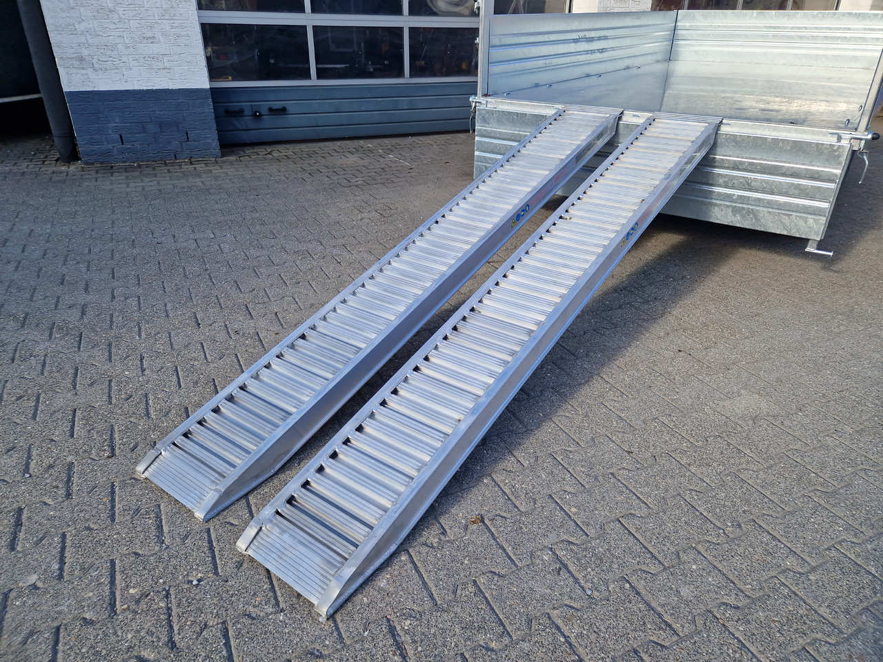 Saris Kipper 3 SKS 310 176 40cm Stahlwände HD elektro Notpumpe Alurampen Stützen 3000kg 100km/H в лизинг Saris Kipper 3 SKS 310 176 40cm Stahlwände HD elektro Notpumpe Alurampen Stützen 3000kg 100km/H: фото 22