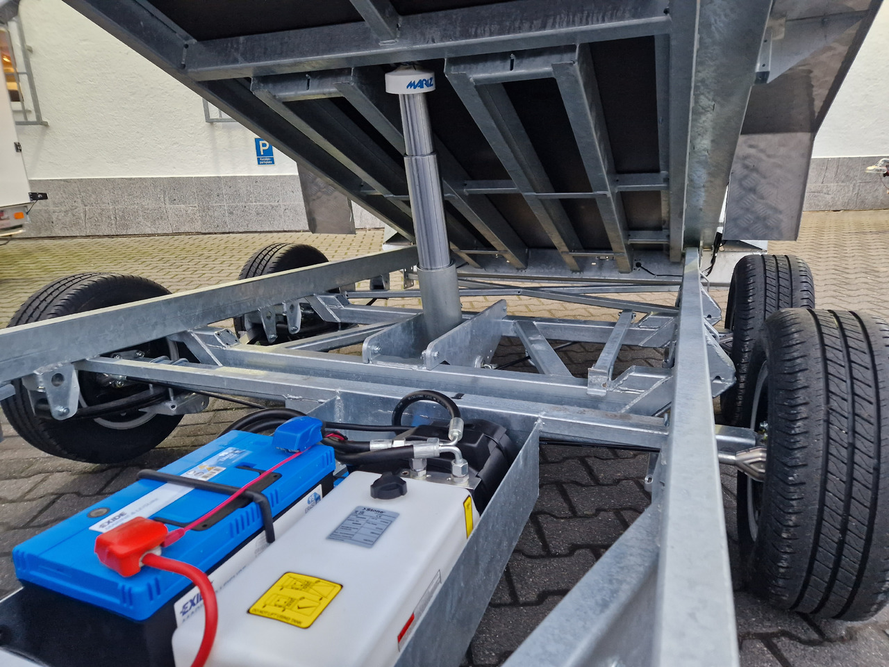 Variant Heckkipper Tieflader 3515 MT20 300x150x30cm Auffahrrampen Stützen Parabelfeder 3500kg 100km - Самосвальный прицеп: фото 5 Variant Heckkipper Tieflader 3515 MT20 300x150x30cm Auffahrrampen Stützen Parabelfeder 3500kg 100km - Самосвальный прицеп: фото 5