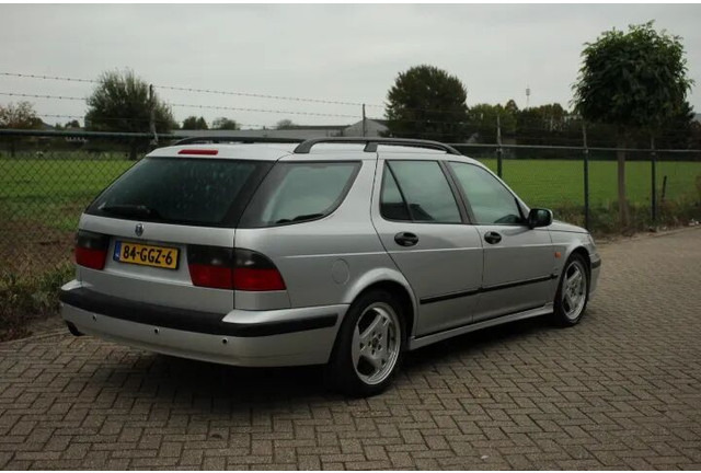 Saab 9-5 Estate 2.3 TURBO S Aero - Легковой автомобиль: фото 5 Saab 9-5 Estate 2.3 TURBO S Aero - Легковой автомобиль: фото 5