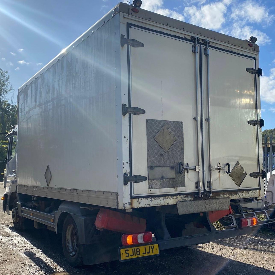 Mercedes Atego 816 - Грузовик с закрытым кузовом: фото 4 Mercedes Atego 816 - Грузовик с закрытым кузовом: фото 4