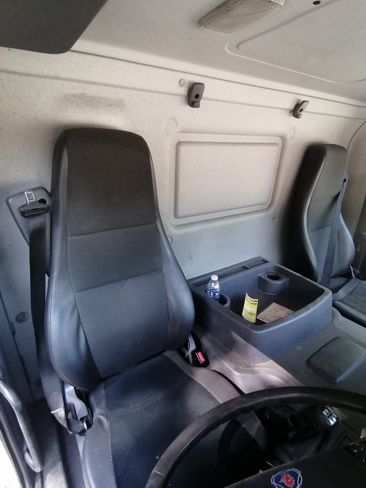 Scania P230 4x2 Box Van - Фургон с закрытым кузовом: фото 5 Scania P230 4x2 Box Van - Фургон с закрытым кузовом: фото 5