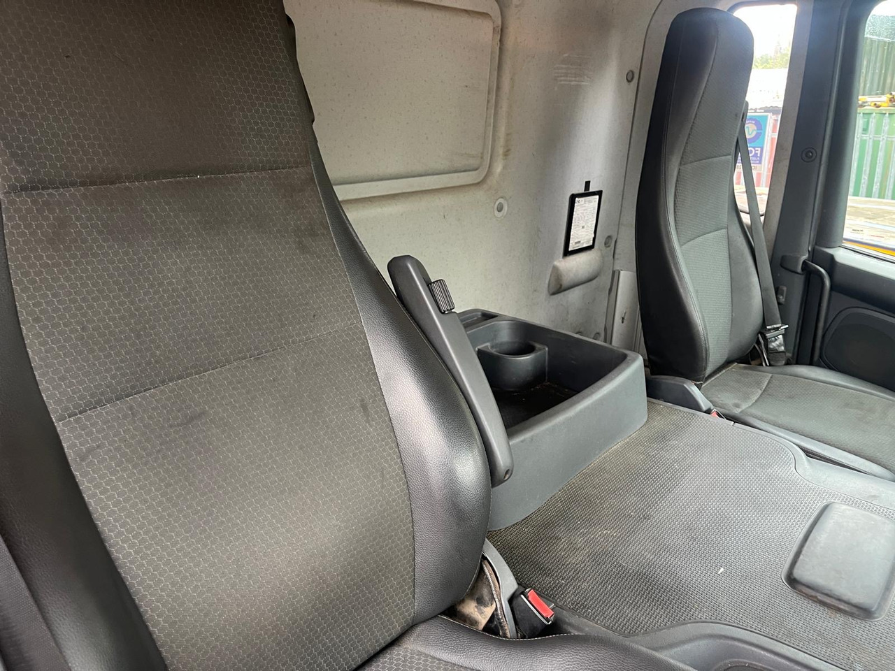 Scania P280 - Грузовик бортовой/ Платформа: фото 5 Scania P280 - Грузовик бортовой/ Платформа: фото 5