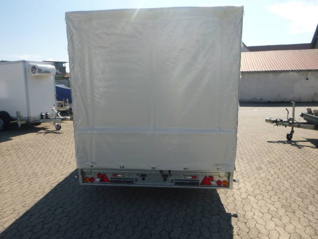 Brian James Cargo Connect Universalanhänger mit Hochplane 476-5522-35-3-10, 5500 x 2290 x 300 mm, 3,5 to., 10 Zoll - Прицеп для легкового автомобиля: фото 4 Brian James Cargo Connect Universalanhänger mit Hochplane 476-5522-35-3-10, 5500 x 2290 x 300 mm, 3,5 to., 10 Zoll - Прицеп для легкового автомобиля: фото 4