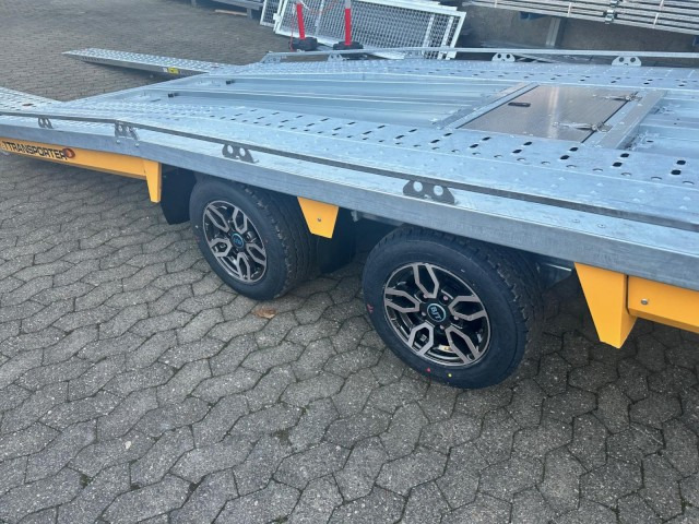 Brian James T Transporter, 231-5021-35-2-12, 5000 x 2150 mm, 3,5 to. kippbar mit Auffahrrampen - Прицеп-автовоз: фото 5 Brian James T Transporter, 231-5021-35-2-12, 5000 x 2150 mm, 3,5 to. kippbar mit Auffahrrampen - Прицеп-автовоз: фото 5