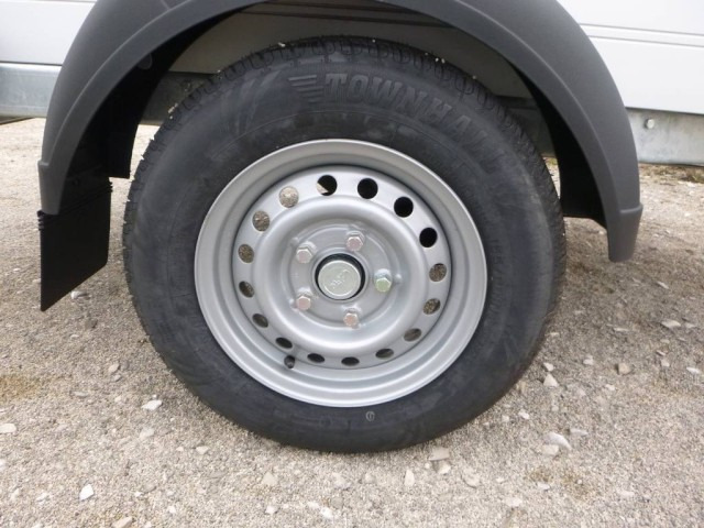 Humbaur HA 752111 mit KV, 750 kg gebremst, 2050 x 1100 x 350 mm - Прицеп для легкового автомобиля: фото 4 Humbaur HA 752111 mit KV, 750 kg gebremst, 2050 x 1100 x 350 mm - Прицеп для легкового автомобиля: фото 4