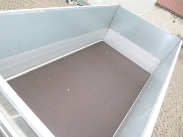 Humbaur HA 752513 Blech Bordwandaufsatz, 750 kg, 2510 x 1310 x 350 mm - Прицеп для легкового автомобиля: фото 3 Humbaur HA 752513 Blech Bordwandaufsatz, 750 kg, 2510 x 1310 x 350 mm - Прицеп для легкового автомобиля: фото 3