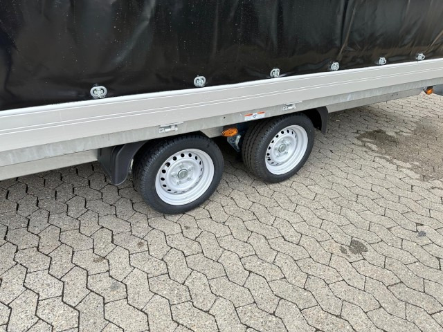 Humbaur HN 355221 GR Hochlader 3,5 to. 5220 x 2070 x 350 mm - Прицеп для легкового автомобиля: фото 3 Humbaur HN 355221 GR Hochlader 3,5 to. 5220 x 2070 x 350 mm - Прицеп для легкового автомобиля: фото 3