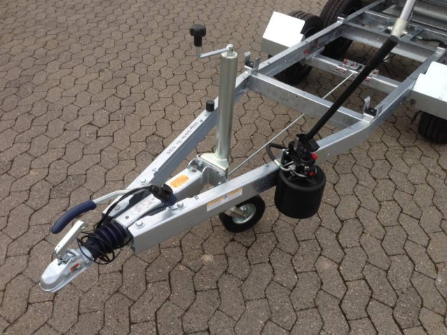 Humbaur HUK 202715 Heckkipper 2,0 t. 2680 x 1500 x 300mm - Самосвальный прицеп: фото 3 Humbaur HUK 202715 Heckkipper 2,0 t. 2680 x 1500 x 300mm - Самосвальный прицеп: фото 3