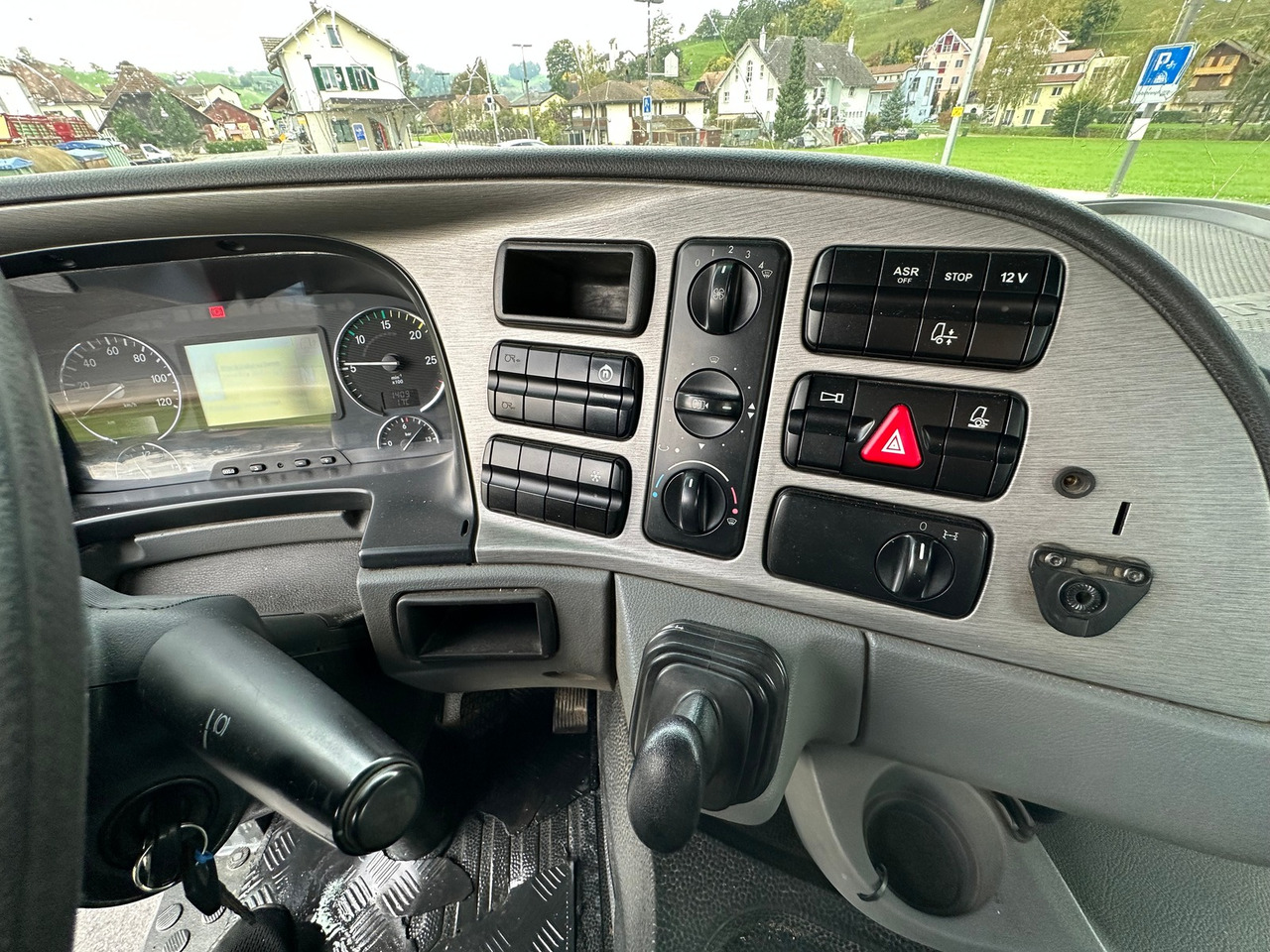 MERCEDES-BENZ Actros 18.32 4x2 Trösch absetzkipper - Портальный бункеровоз: фото 4 MERCEDES-BENZ Actros 18.32 4x2 Trösch absetzkipper - Портальный бункеровоз: фото 4