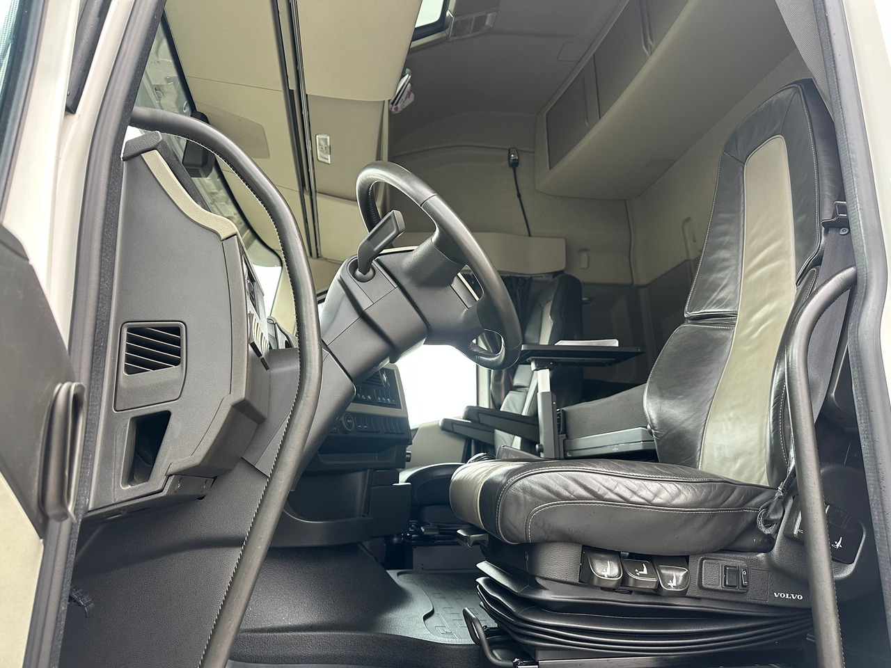 VOLVO FH 540 4x2 Ab MFK - Тягач: фото 2 VOLVO FH 540 4x2 Ab MFK - Тягач: фото 2