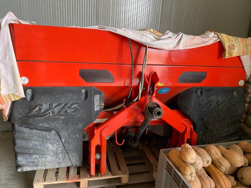 Kuhn Axis 40.1 W - Разбрасыватель удобрений: фото 1 Kuhn Axis 40.1 W - Разбрасыватель удобрений: фото 1