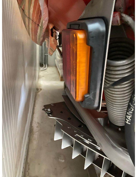 Kuhn Axis 40.1 W - Разбрасыватель удобрений: фото 4 Kuhn Axis 40.1 W - Разбрасыватель удобрений: фото 4